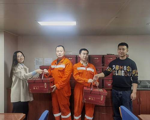 情深意濃，共賀新春|廈門華洋開展春節前訪船慰問活動